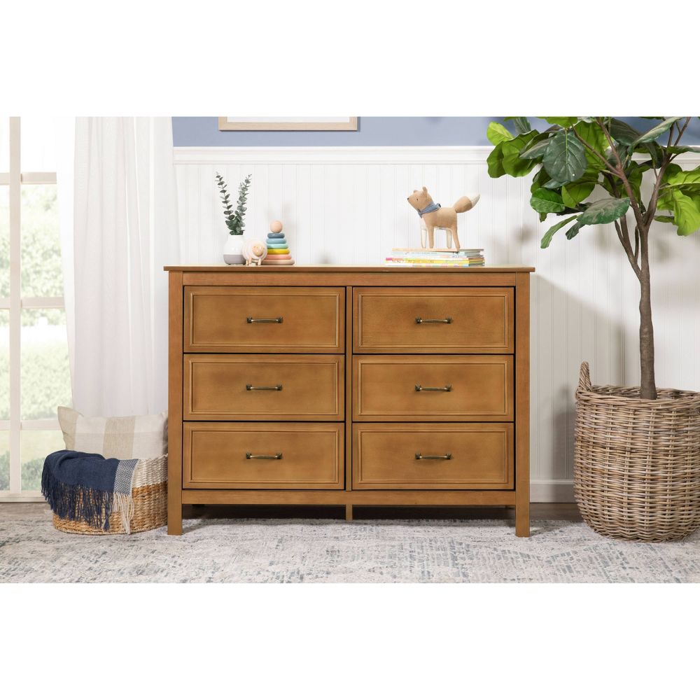 DaVinci Charlie 6-Drawer Double Dresser (Color Chestnut)